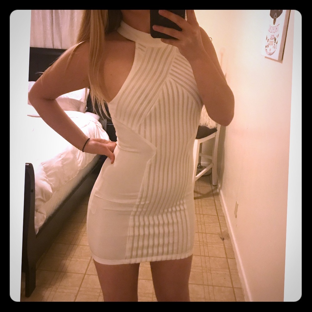 SALE‼️LF xs bodycon dress